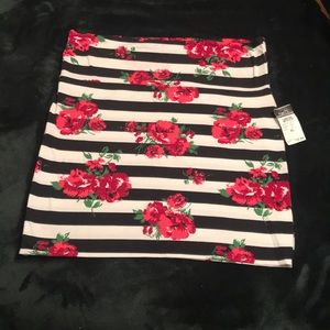 Rose Black and White Striped Bodycon Skirt